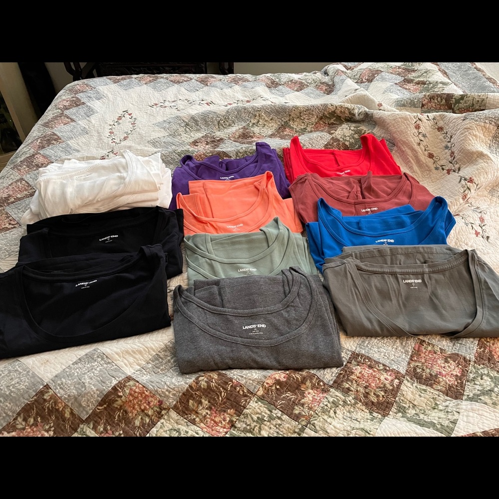 Lands End Tank tops Size 1x .multi colors